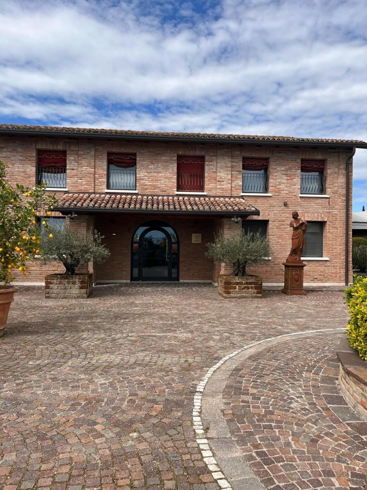 Agriturismo La Sapienza Monestirolo Exterior foto