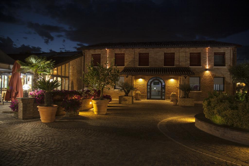 Agriturismo La Sapienza Monestirolo Exterior foto